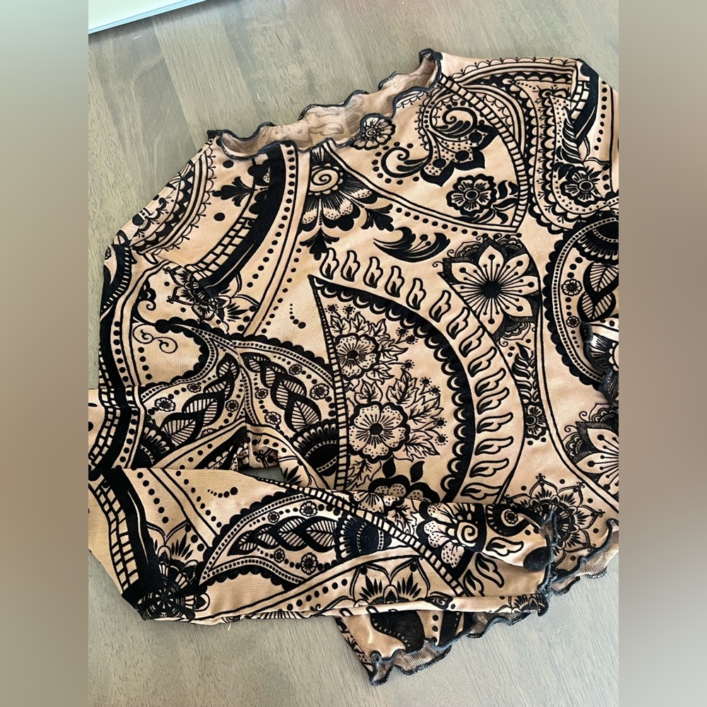 Black and Tan Paisley Sheer Long Sleeve